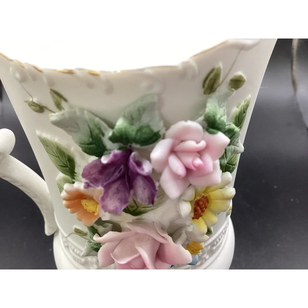 Vintage Lefton Pitcher Bud Vase Gold Tone Trim Handle Hand Painted‎ Roses 6